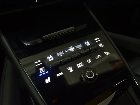Certified 2026 Porsche Cayenne Turbo GT AWD/4WD image 22