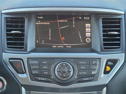 Used 2019 Nissan Pathfinder SL image 23