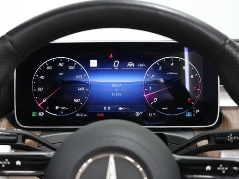 Used 2024 Mercedes-Benz CLE 450 4MATIC Cabriolet image 18