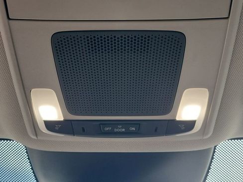 Used 2023 Honda Pilot EX-L image 25