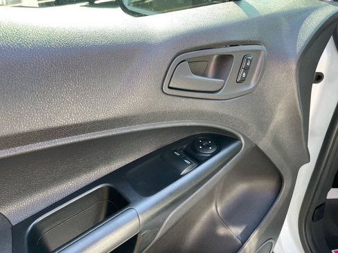 Used 2017 Ford Transit Connect XL FWD image 11