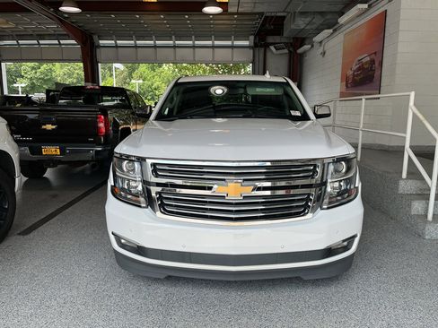 Used 2020 Chevrolet Tahoe Premier AWD/4WD image 2