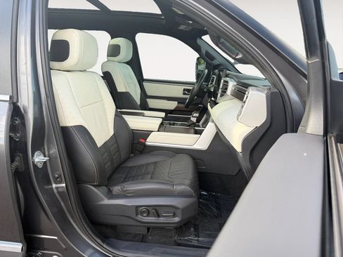 Used 2024 Toyota Tundra Capstone AWD/4WD image 24