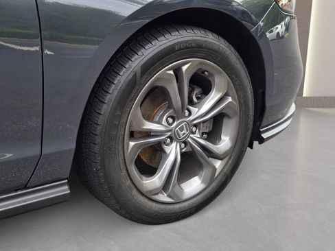 Used 2024 Honda Accord EX image 10