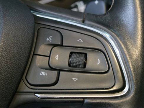 Used 2023 Buick Envision Preferred AWD/4WD image 23