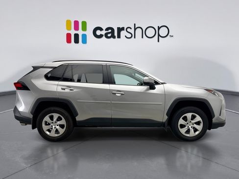 Used 2021 Toyota RAV4 LE AWD/4WD image 6