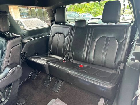 Used 2018 Ford Expedition Limited AWD/4WD image 14