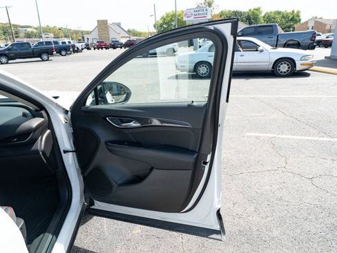 Used 2023 Buick Envision Essence w/ Sport Touring Package FWD image 15
