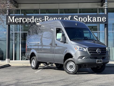 New 2025 Mercedes-Benz Sprinter 2500 image 1