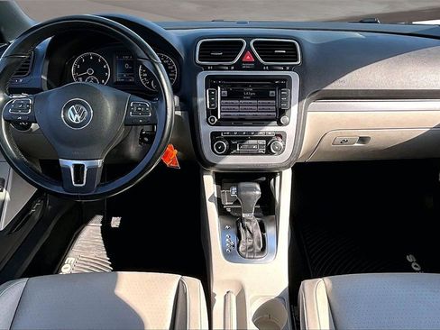 Used 2010 Volkswagen Eos Komfort image 16