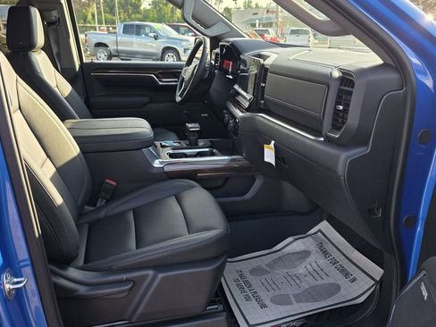 New 2025 Chevrolet Silverado 1500 LT Trail Boss w/ LT Trail Boss Premium Package AWD/4WD image 6