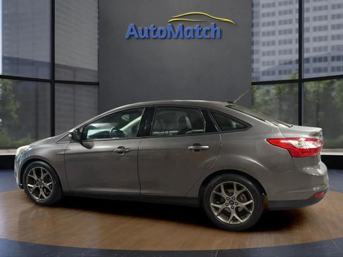 Used 2013 Ford Focus SE FWD image 8