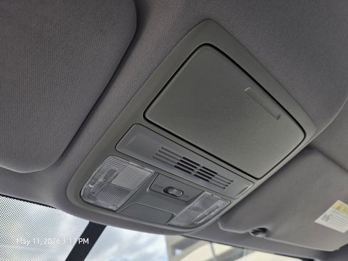 Used 2019 Honda CR-V LX image 29