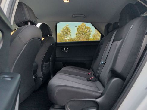 Certified 2024 Hyundai Ioniq 5 SE RWD image 8