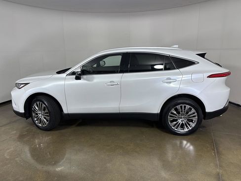 Used 2024 Toyota Venza Limited AWD/4WD image 14