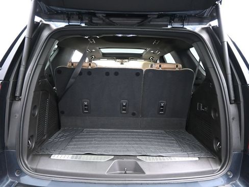 Used 2021 Chevrolet Tahoe Premier w/ Premium Package AWD/4WD image 28