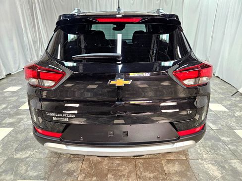 Used 2025 Chevrolet TrailBlazer LT w/ Convenience Package image 4