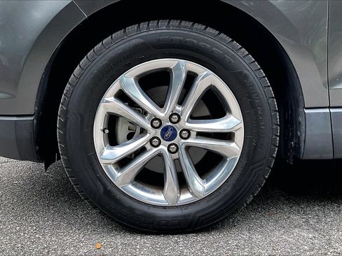 Used 2018 Ford Edge SEL w/ Equipment Group 201A FWD image 34
