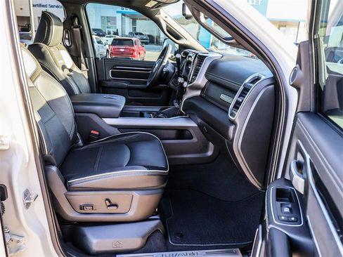 Used 2022 RAM 3500 Laramie image 18