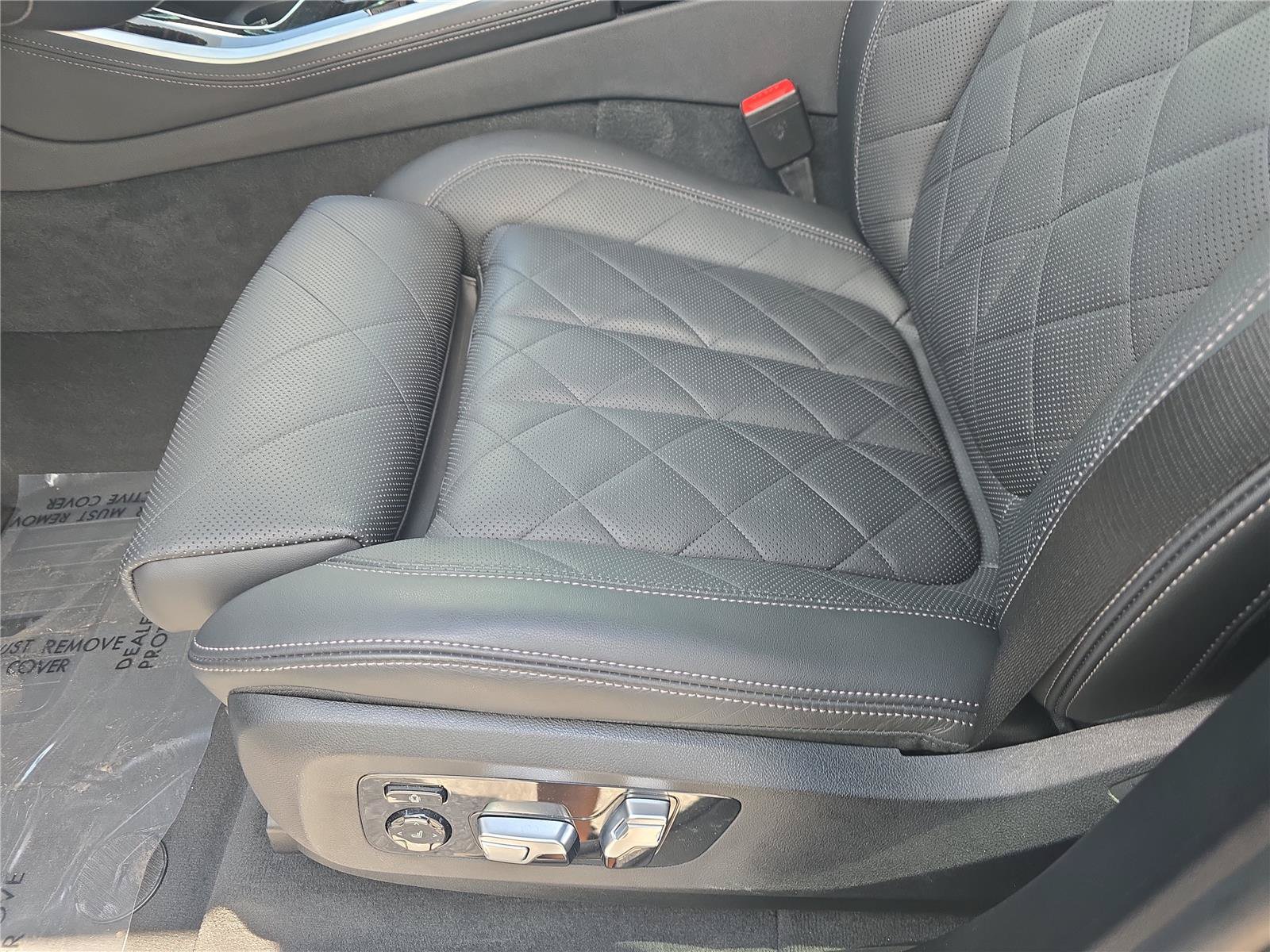 Used 2023 BMW X5 sDrive40i w/ M Sport Package RWD image 17