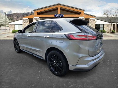 Used 2022 Ford Edge ST-Line image 5