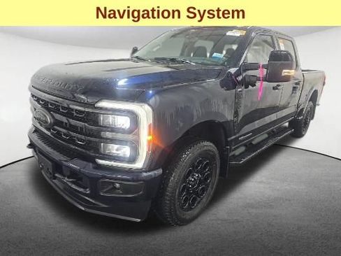 Used 2024 Ford F250 Lariat w/ Black Appearance Package AWD/4WD image 4