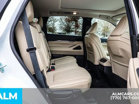 Used 2023 INFINITI QX60 Pure image 24