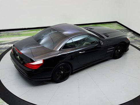 Used 2013 Mercedes-Benz SL 550 image 34