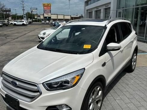 Used 2019 Ford Escape Titanium FWD image 13