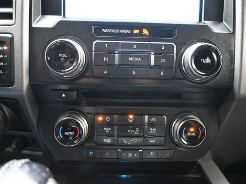 Used 2018 Ford F150 Raptor w/ Equipment Group 802A Luxury image 25