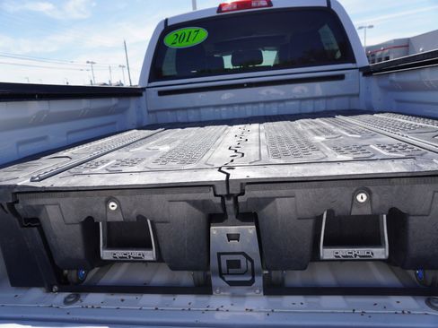 Used 2017 Toyota Tundra Limited image 10