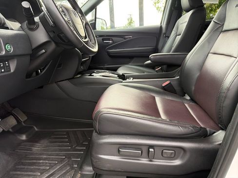 Used 2021 Honda Ridgeline Black Edition image 22