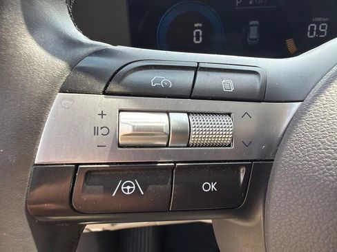 Used 2024 Hyundai Kona SEL AWD/4WD image 18