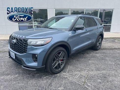 New 2026 Ford Explorer ST-Line w/ ST-Line Street Pack AWD/4WD image 27