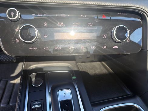 Used 2023 INFINITI QX60 Autograph w/ Cargo Package AWD/4WD image 19