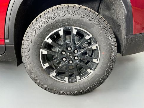 New 2026 Chevrolet Traverse Z71 w/ Driver Confidence Package image 33