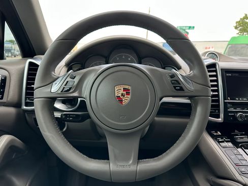 Used 2013 Porsche Cayenne AWD/4WD image 28