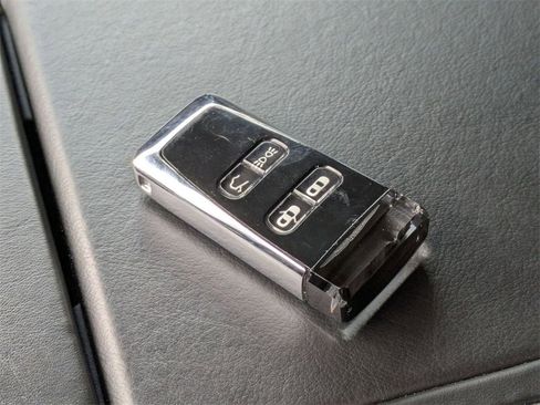 Used 2015 Aston Martin Rapide S image 32