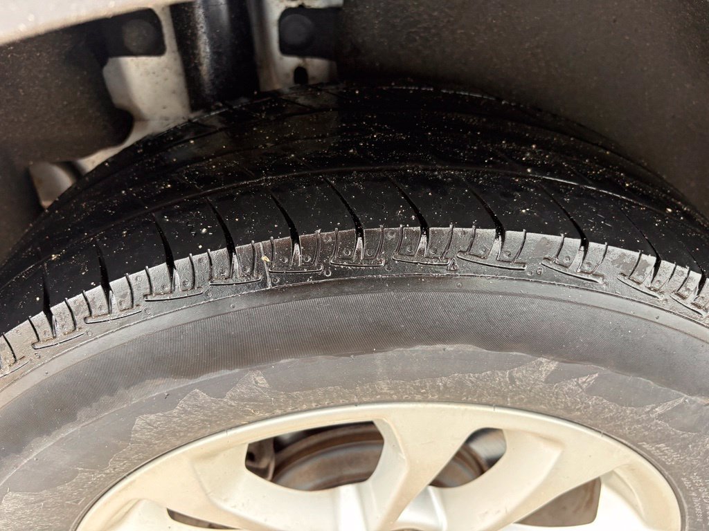 Used 2020 Ford Escape SE AWD/4WD image 5