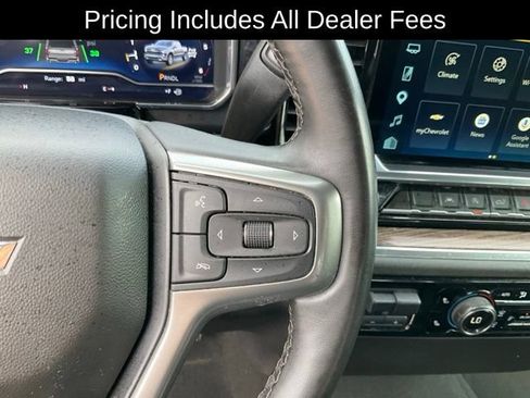 Used 2025 Chevrolet Silverado 1500 LT AWD/4WD image 12
