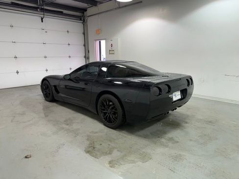 Used 2001 Chevrolet Corvette Coupe w/ Preferred Equipment Group2 image 5