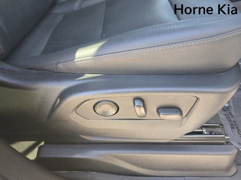 Used 2023 Chevrolet Tahoe LT image 12