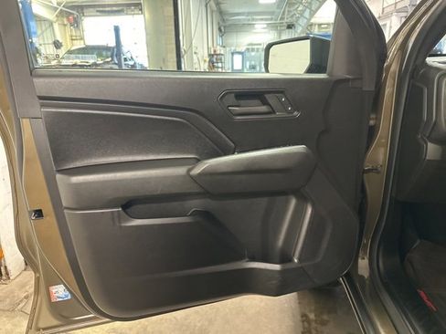 Used 2023 Chevrolet Colorado W/T image 8