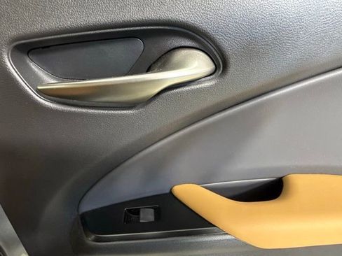 Used 2023 Lexus UX 250h FWD w/ Accessory Package (Z2) image 31