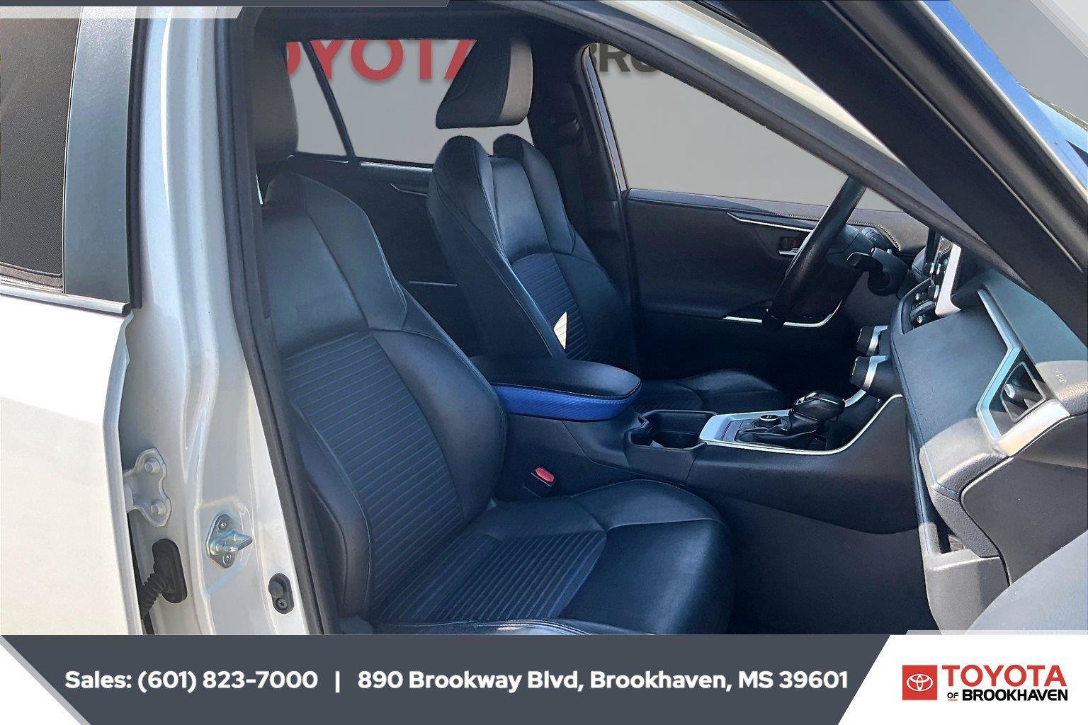 Used 2020 Toyota RAV4 XSE AWD/4WD image 6