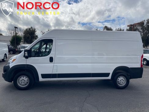 Used 2023 RAM ProMaster 2500 image 6