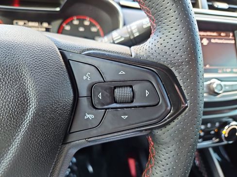 Used 2023 Chevrolet TrailBlazer RS image 12