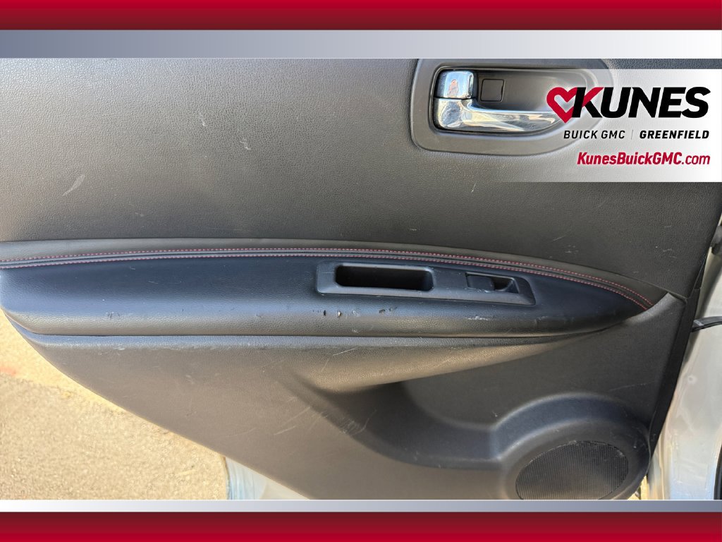 Used 2013 Nissan Rogue SL AWD/4WD image 35