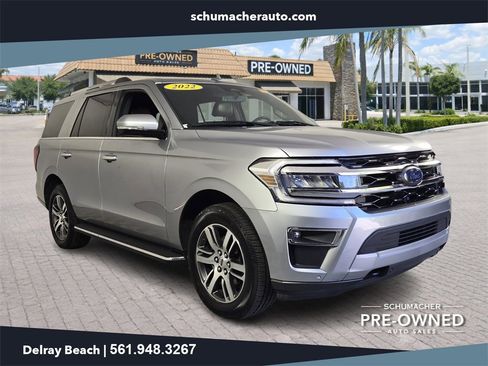 Used 2022 Ford Expedition Limited image 1
