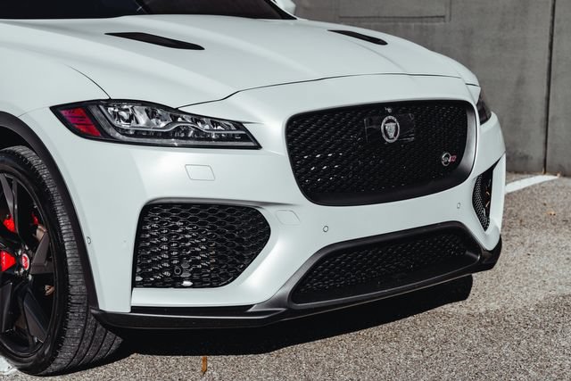 Used 2020 Jaguar F-PACE SVR AWD/4WD image 22